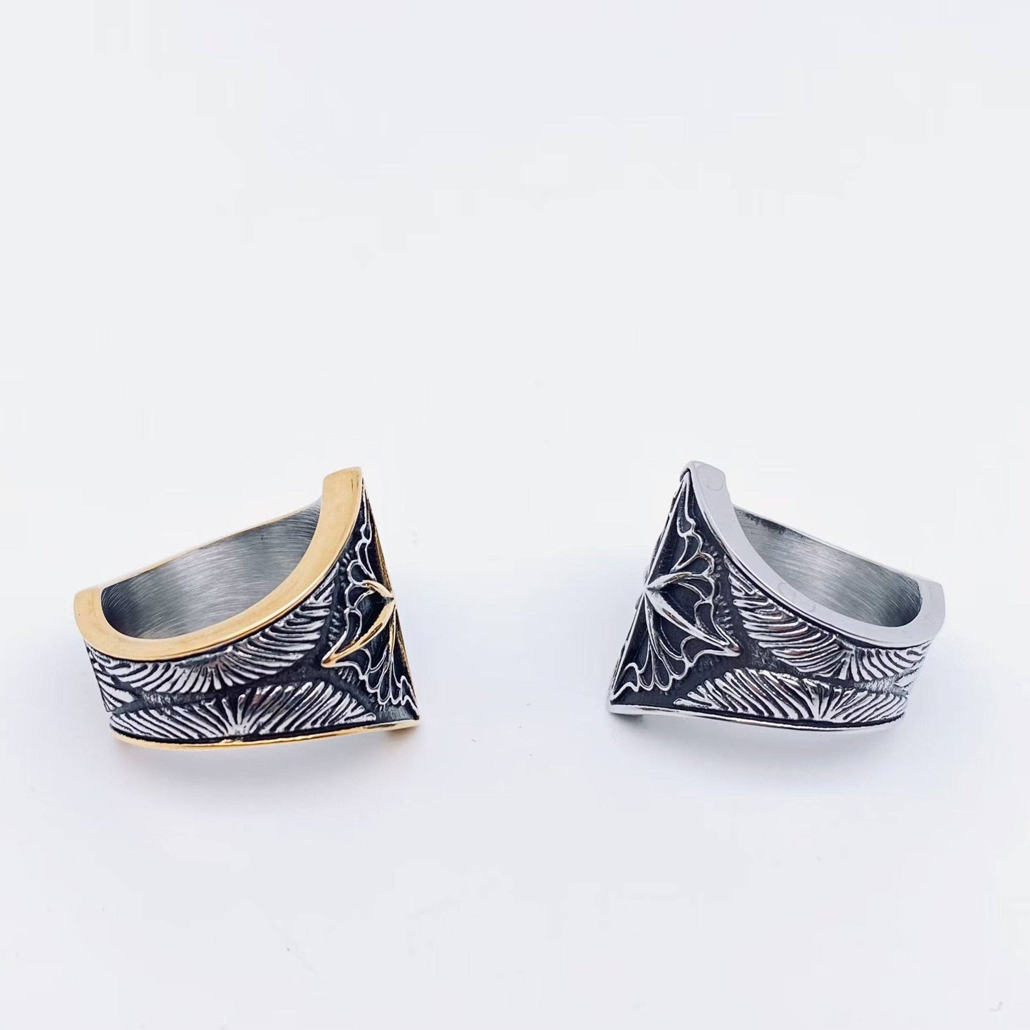 MJ/MR - Viking Eight Awn Star Stainless Steel Ring: Inter-gold / 9