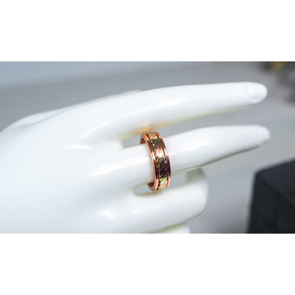 Adjustable Magnetic 3 Metal Twist Ring w/ Magnets (Each)