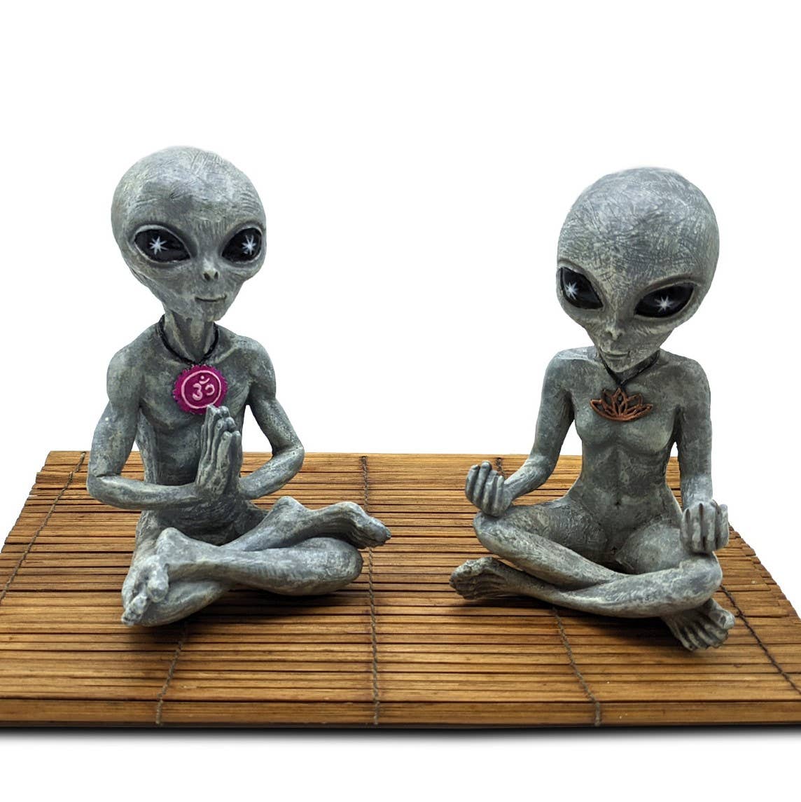 Alien Invasion "Zen and Yoga” Couple Meditating Figurine Set: Gray