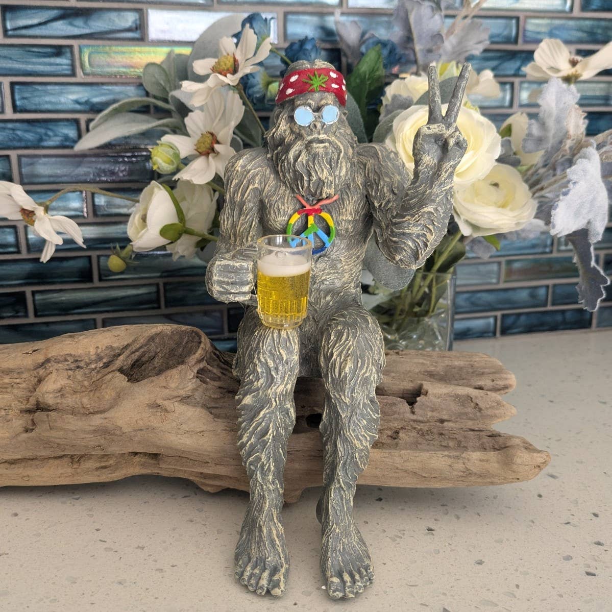 Party Hippie Bigfoot Sasquatch Beer Drinking Statue: Natural