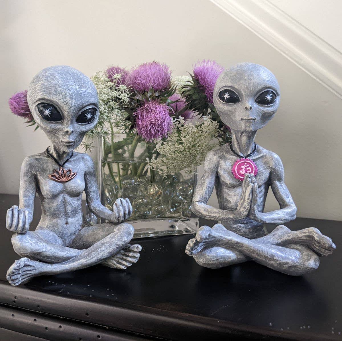 Alien Invasion "Zen and Yoga” Couple Meditating Figurine Set: Gray