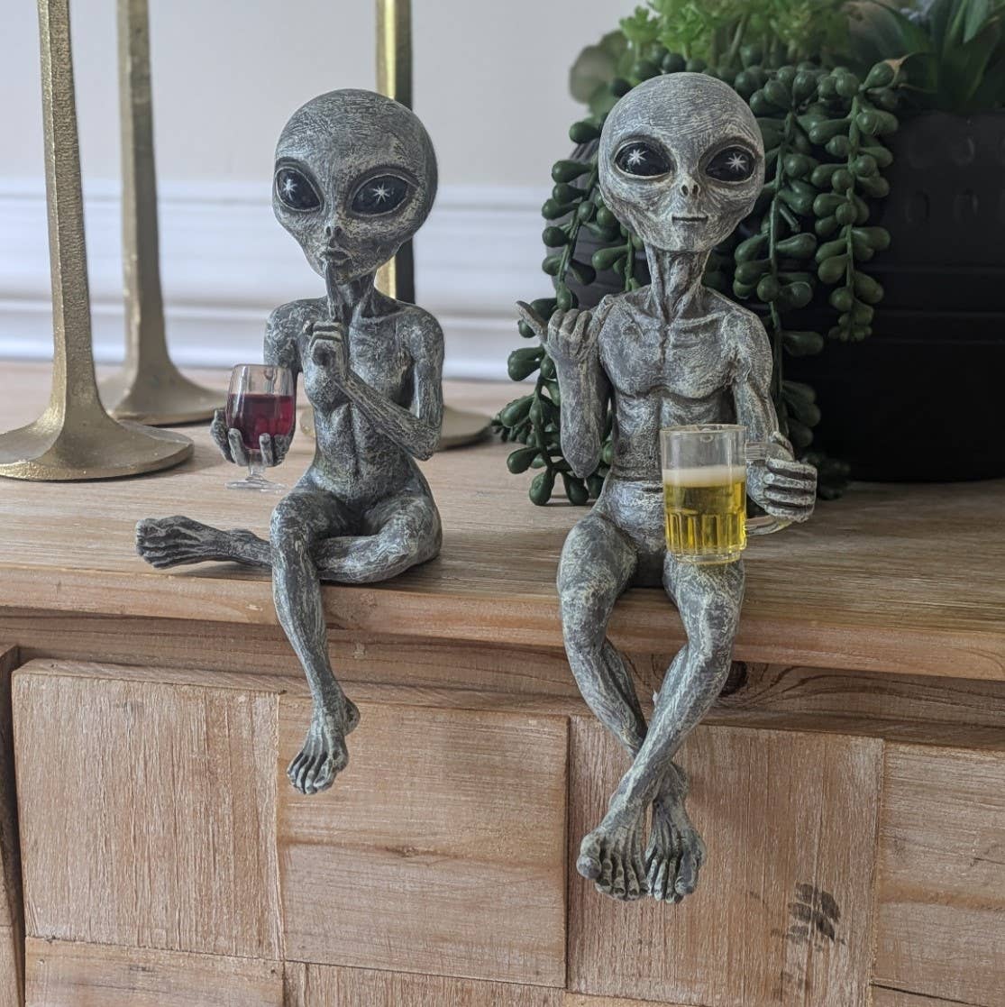 Party Alien Shelf Sitters 10" tall Figurine Set: Gray