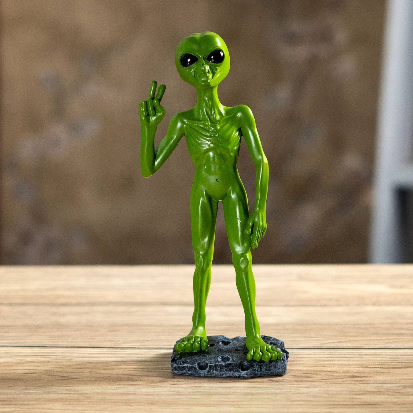 We Come in Peace Aliens