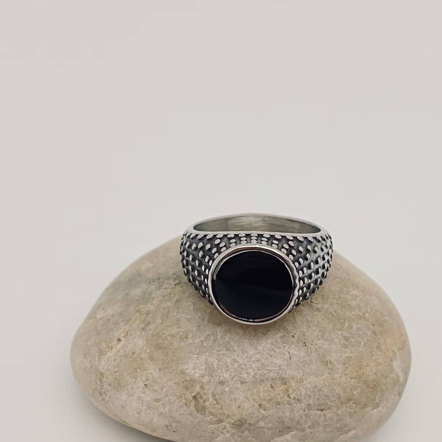 Women's Black Enamel Dot Stainless Steel Ring: 8