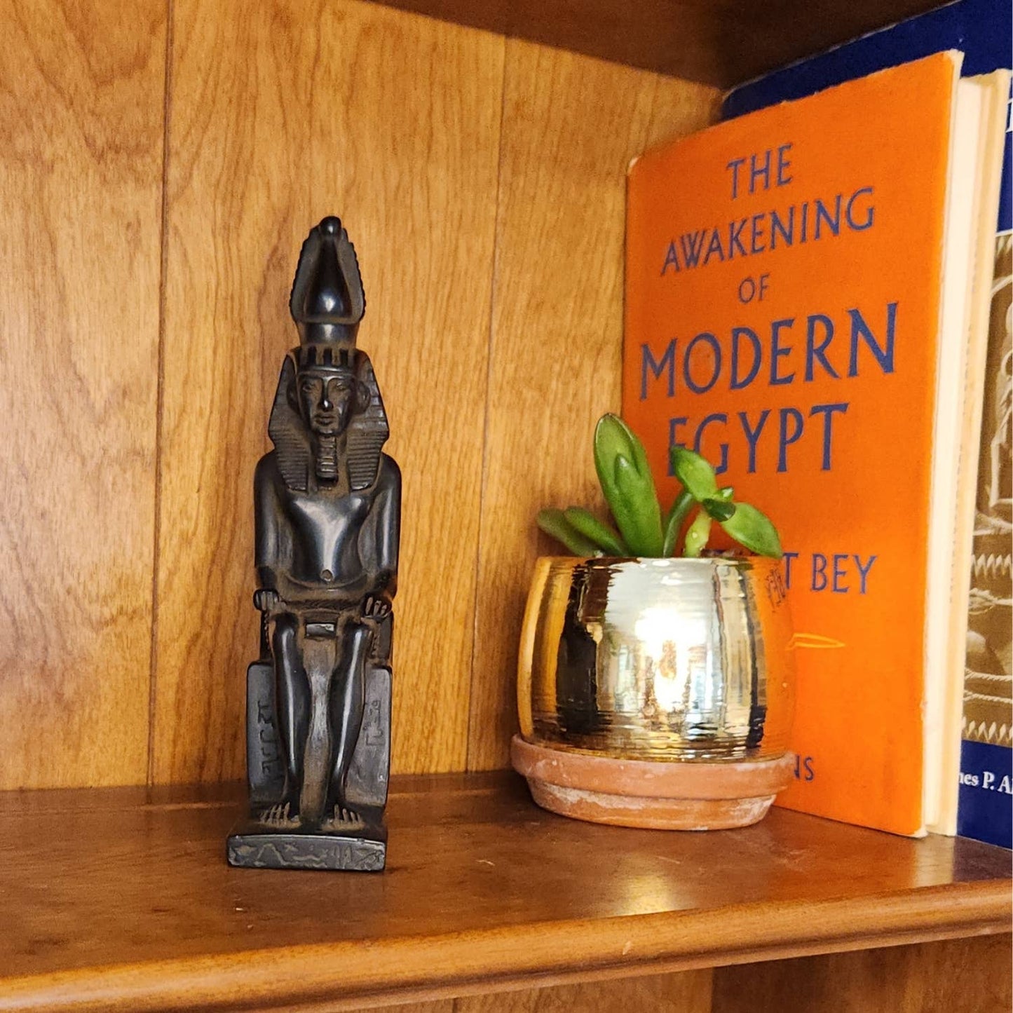 Ramses with Crown Seated Statue Black - 6.75"