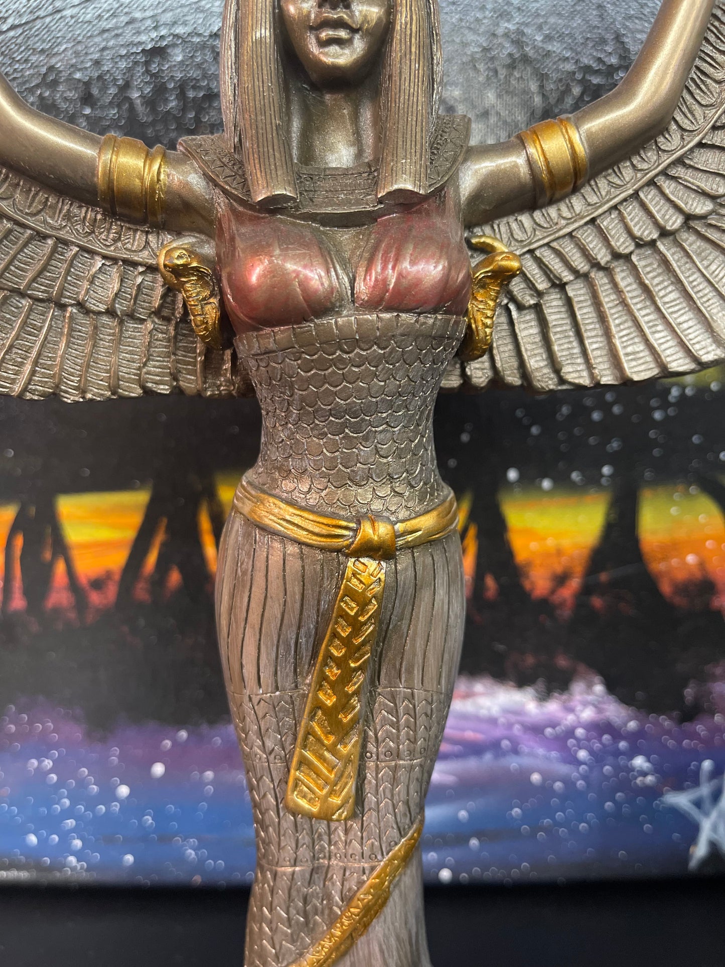 Isis Egyptian Statue