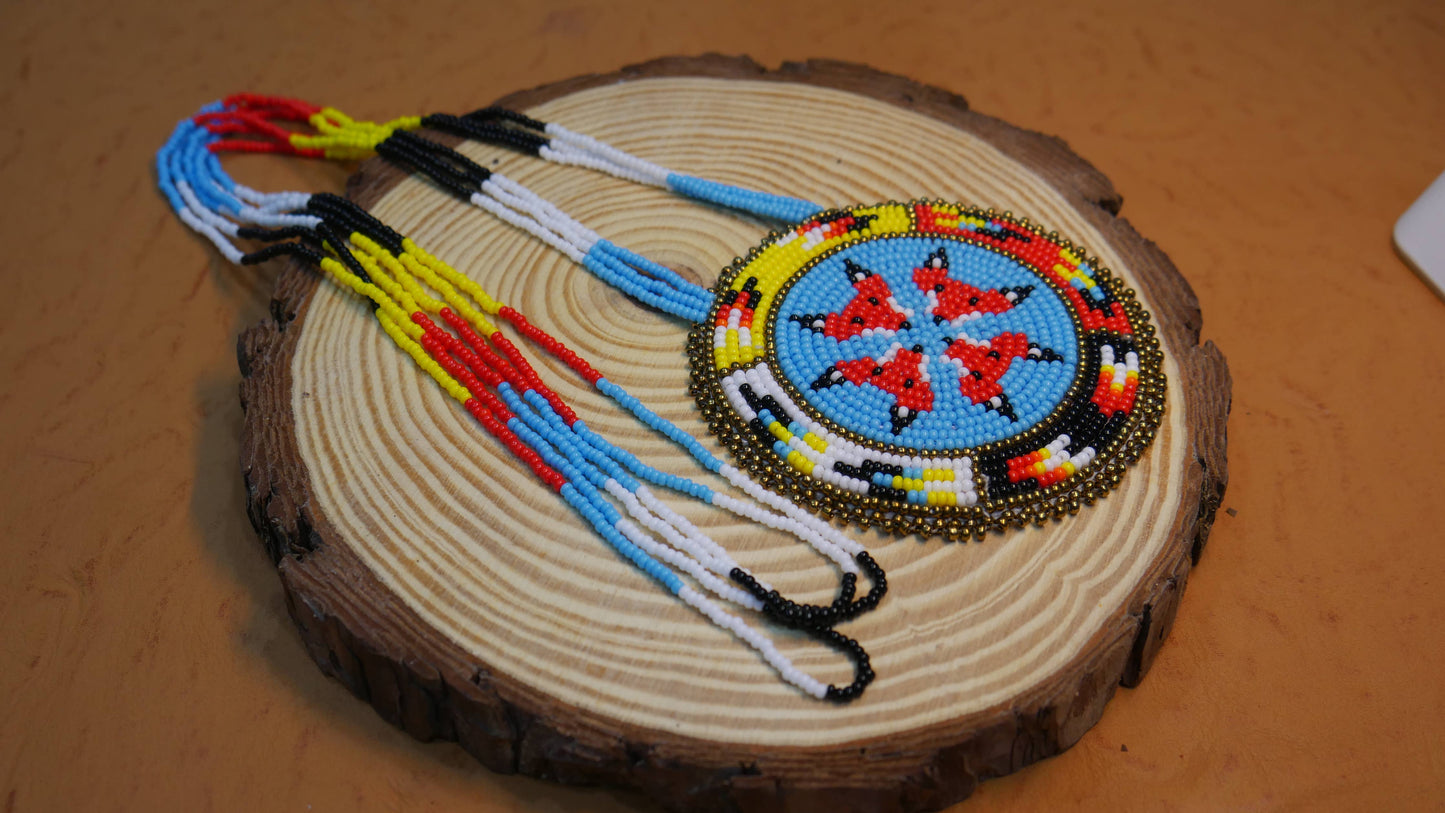 Native American Style Beaded Four Fox medallions Necklace