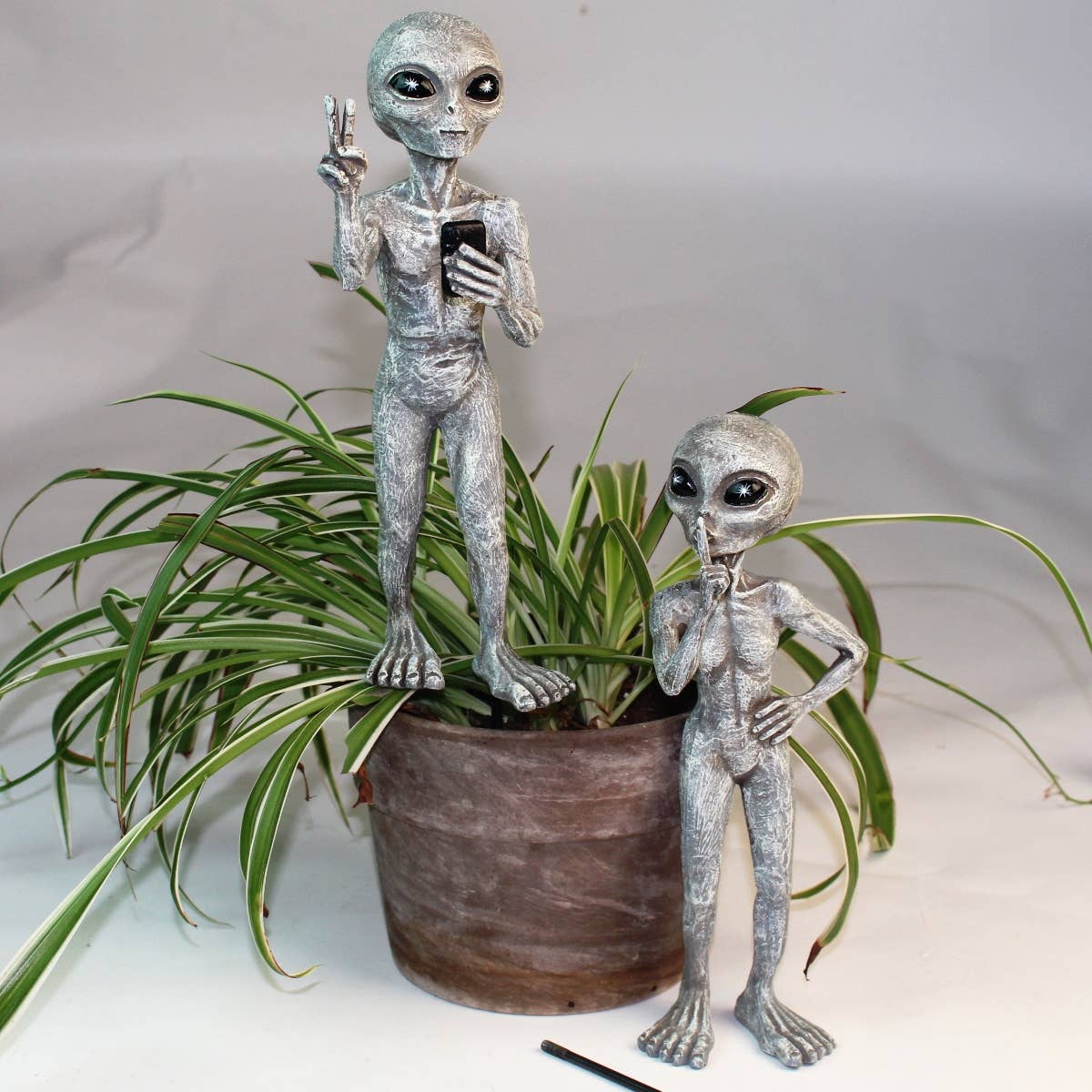 Standing Aliens "Peace & Quiet" 10 IN Tall Garden Stakes Set: Gray