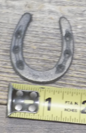 SMALL CAST IRON HORSESHOES , 2" LONG