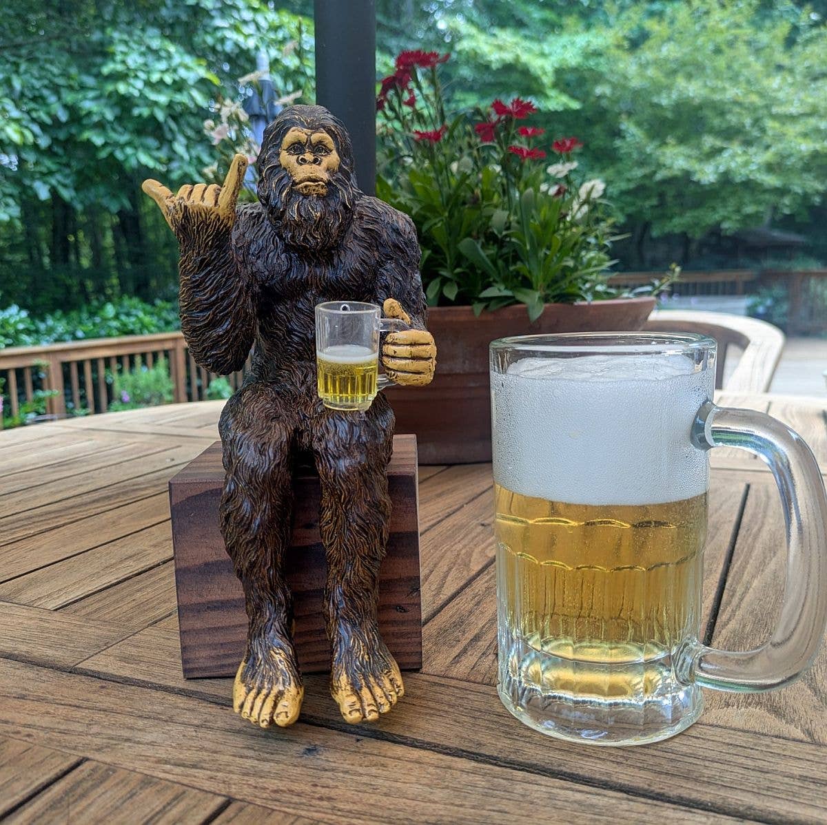 Party Bigfoot Sasquatch Beer Drinking Statue 10 inch H: Stonewash