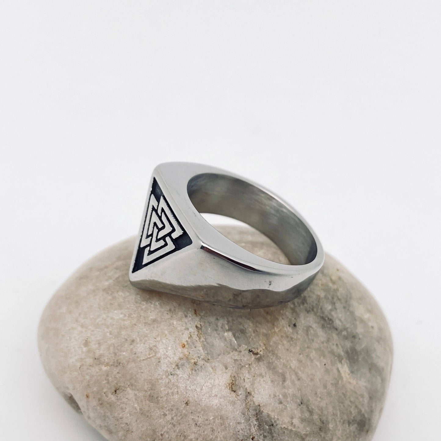 Viking Valknut Triangle Stainless Steel Ring - MJ/MR: 11